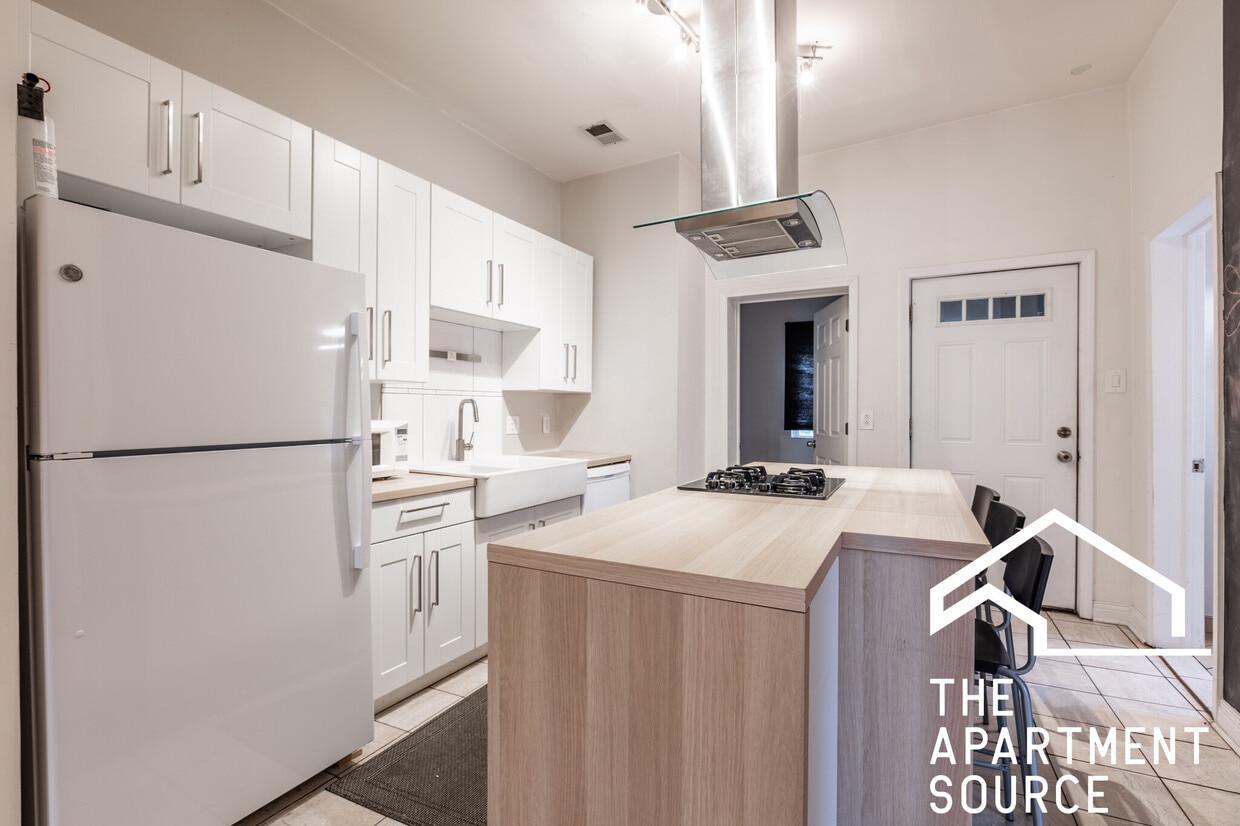 Foto principal - 2554 W Cortland St