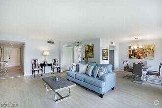 Building Photo - 5954 Pelican Bay Blvd