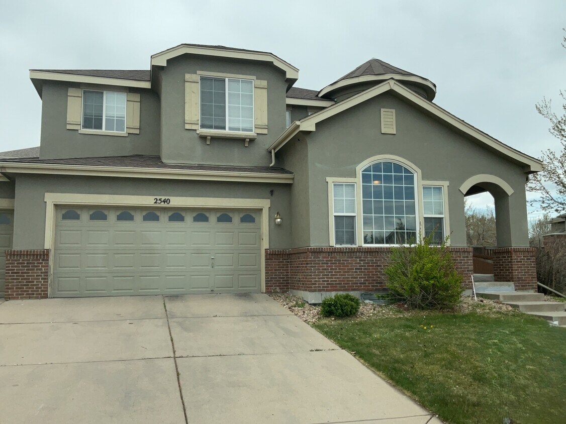 Primary Photo - 2540 S Flanders Ct