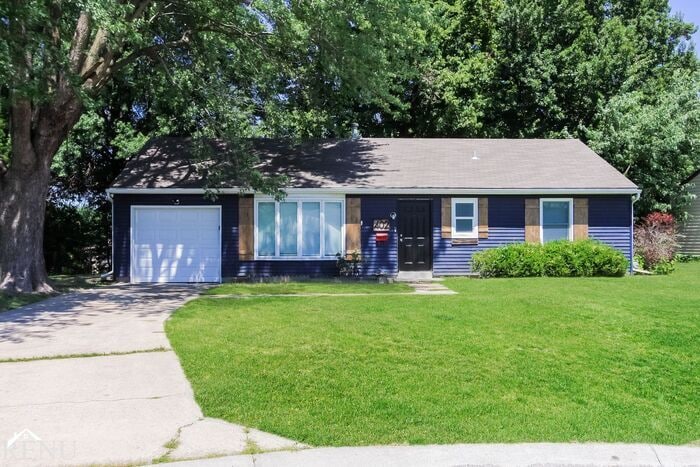 Primary Photo - 402 NE 67 Terrace