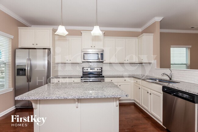 Building Photo - 11507 McDunkeld Dr