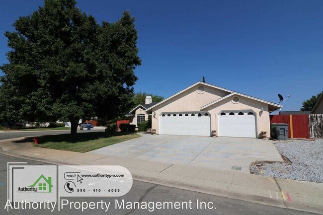 Building Photo - 4 br, 2 bath House - 3903 Bristol Dr