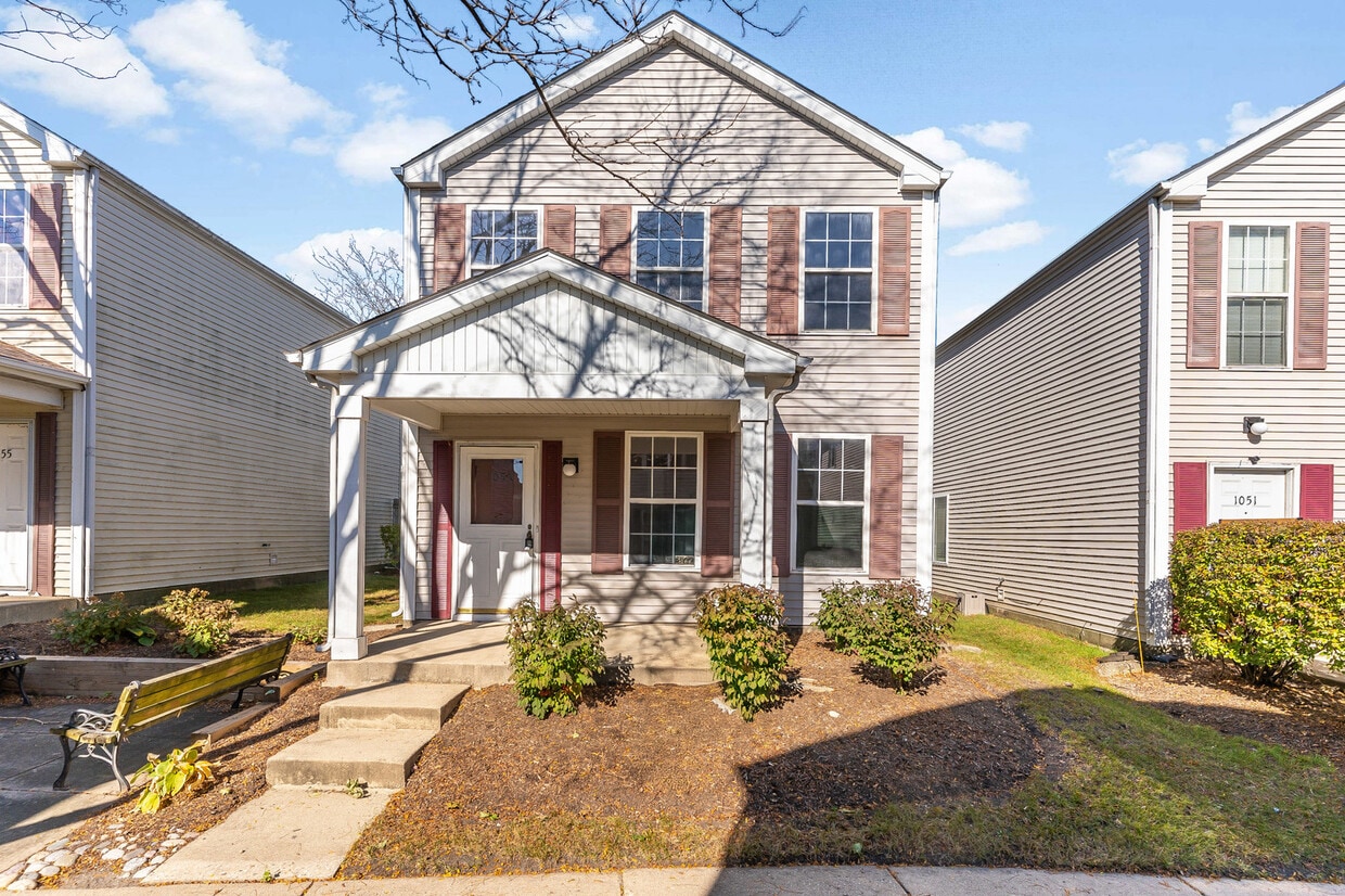 Foto principal - 1053 Symphony Dr