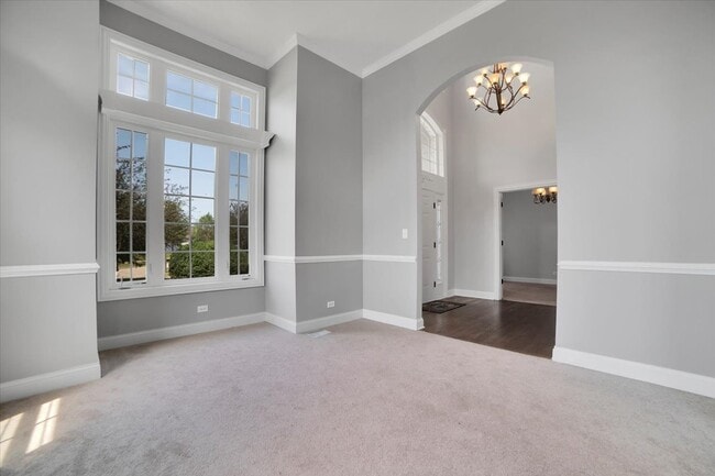 Building Photo - BEAUTIFUL Executive Rental Home in Wonderf...