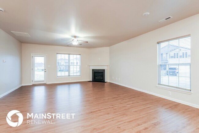 Foto del edificio - 11900 Parkside Vista Ln