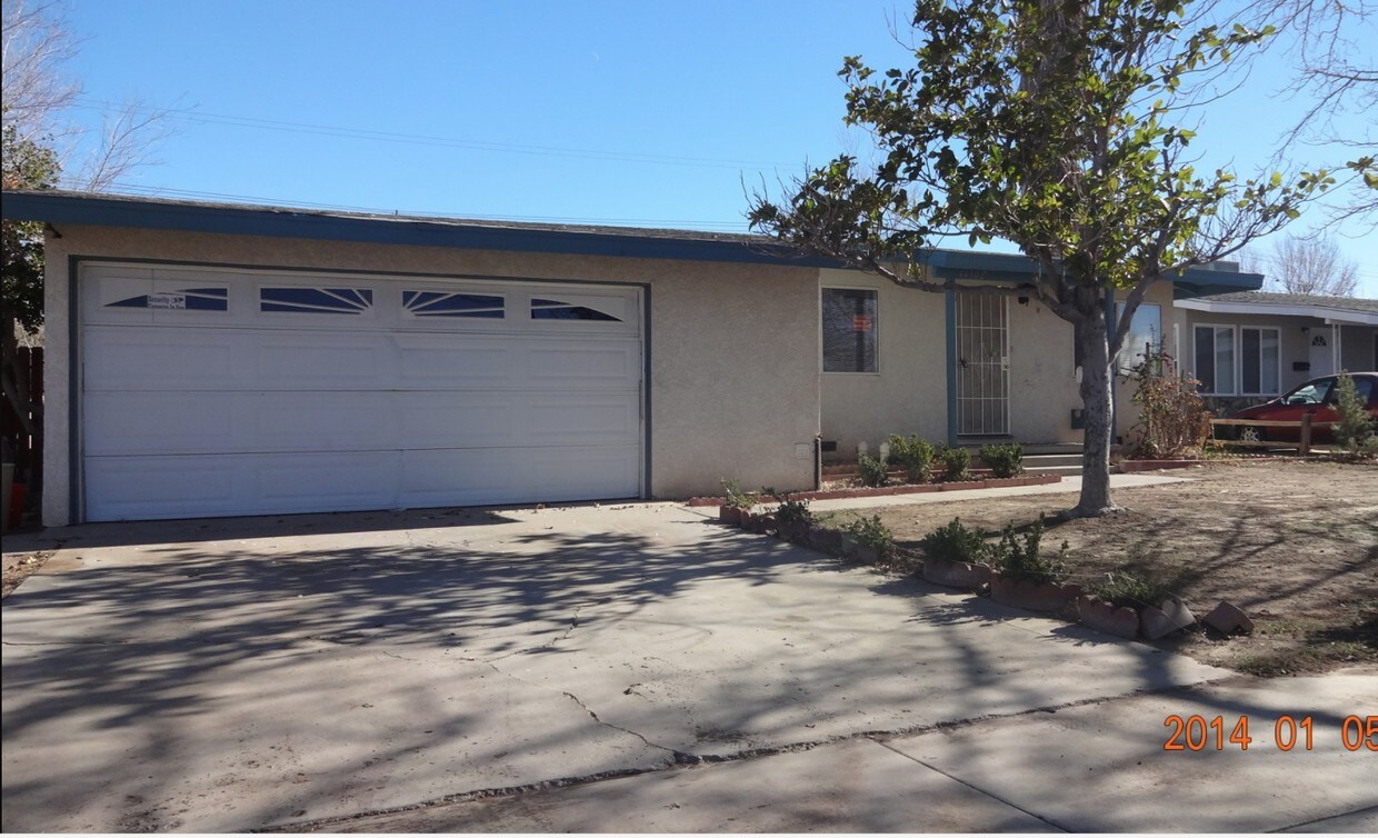 Primary Photo - 44302 Kirkland Ave