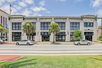 Building Photo - 2504 Church St