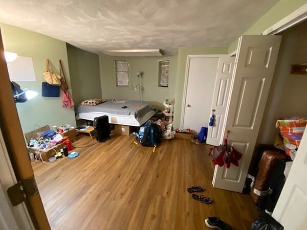 Building Photo - 42 Delle Ave