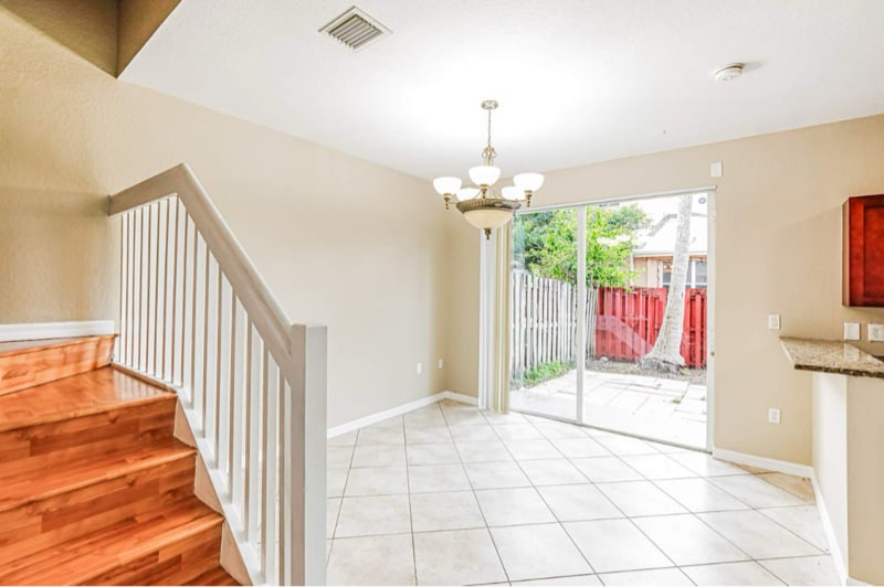 Primary Photo - 11281 SW 64th Ln