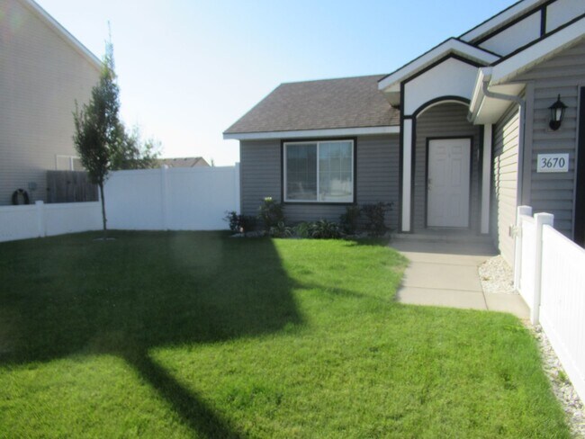 Foto del edificio - Hawks Nest Sub-Division!