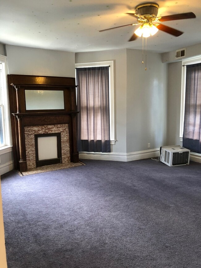 Foto del edificio - 814 S Braddock Ave
