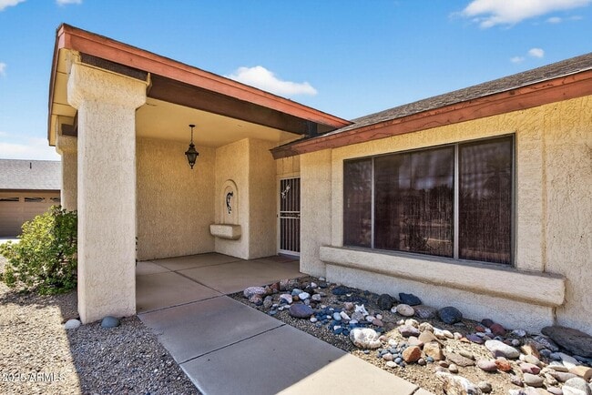 Building Photo - 13511 W Gemstone Dr