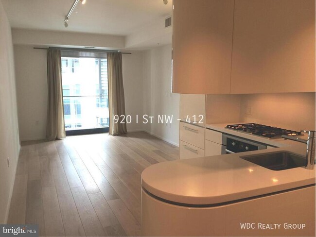 Foto del edificio - 920 I St NW