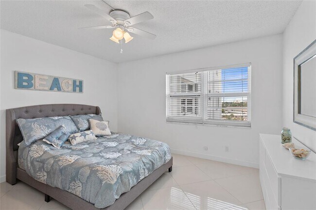 Foto del edificio - 1500 S Ocean Dr