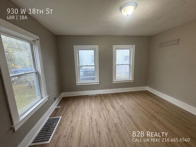 Foto del edificio - 930 W 18th St