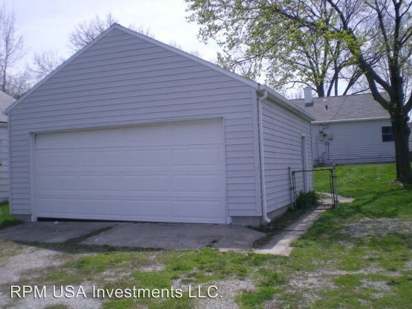 Building Photo - 2 br, 1 bath House - 3405 Raymond St.