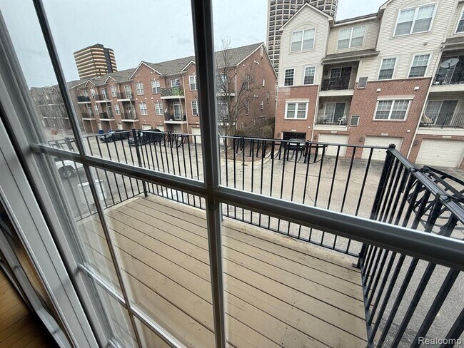 Foto del edificio - 20034 Boardwalk Blvd