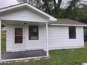 Building Photo - 700 Attalla Pl