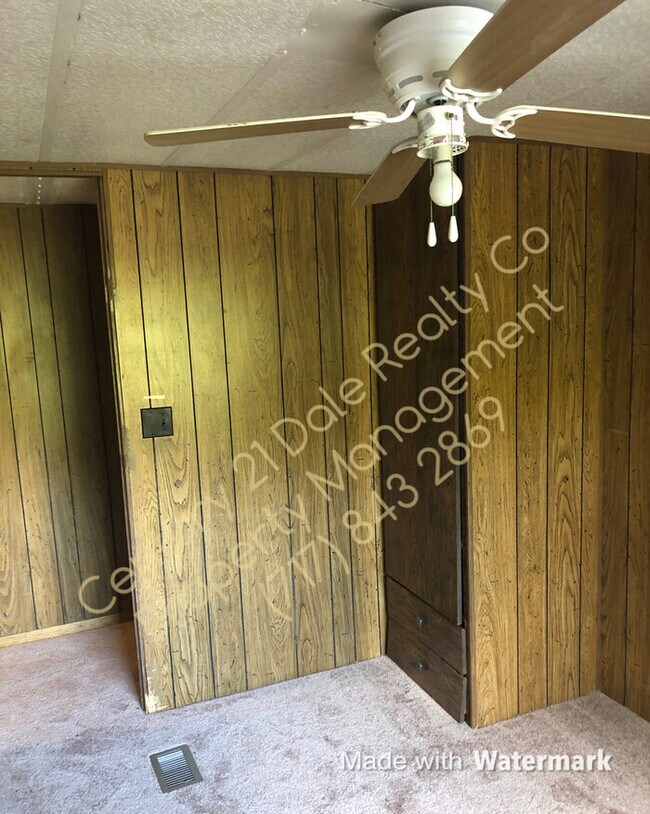 Building Photo - 2800 Conewago Rd