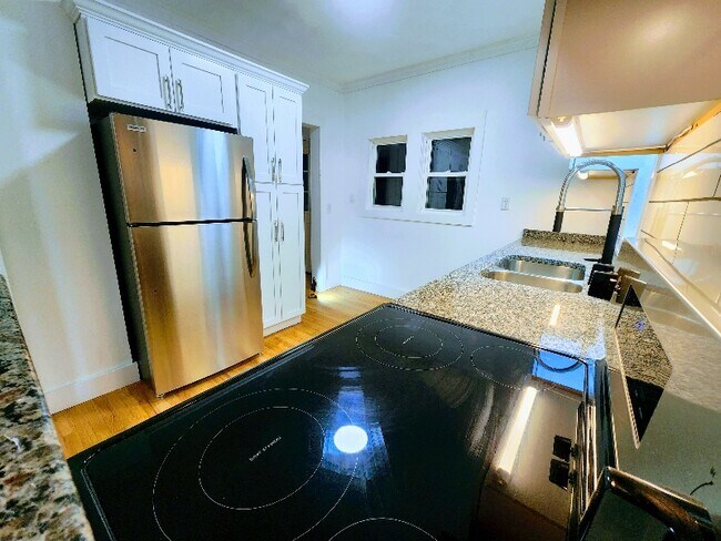 Foto del edificio - 4 Bromley Ave