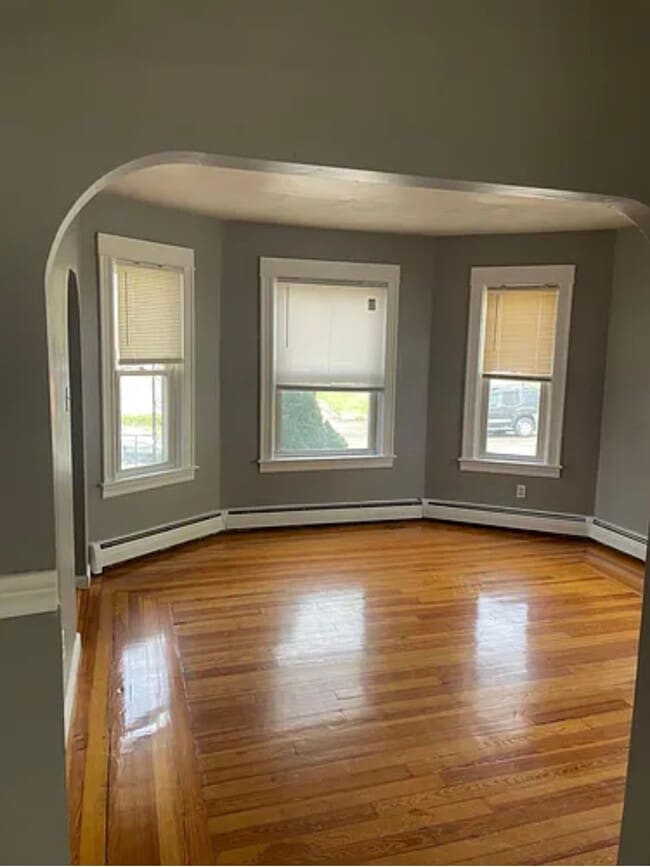 Building Photo - 179 Grand Ave