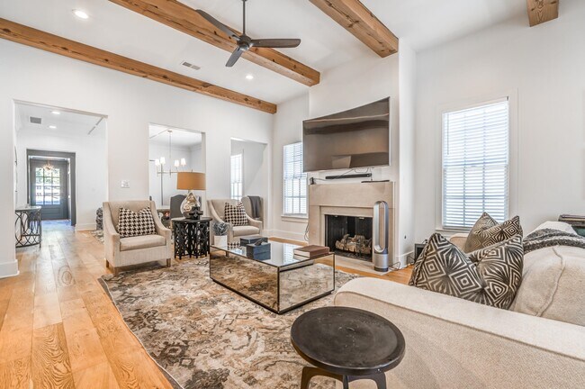 Foto del edificio - 4171 Poplar Ave