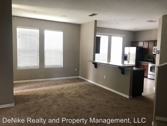 Building Photo - 7109 Harmony Square Dr S