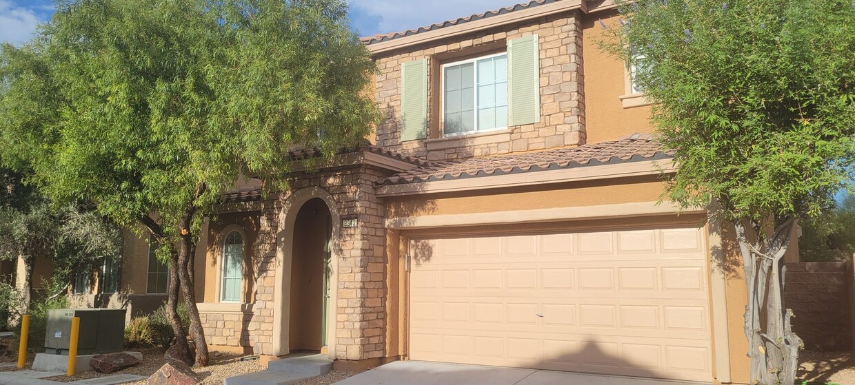 Primary Photo - Executive Living in SW Las Vegas, 4 bedroo...