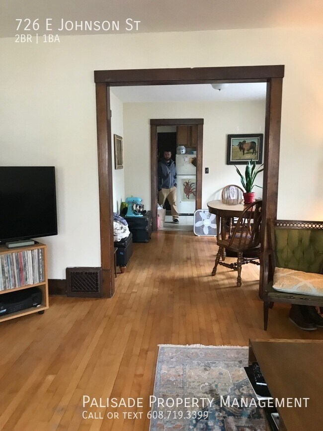 Foto del edificio - 726 E Johnson St