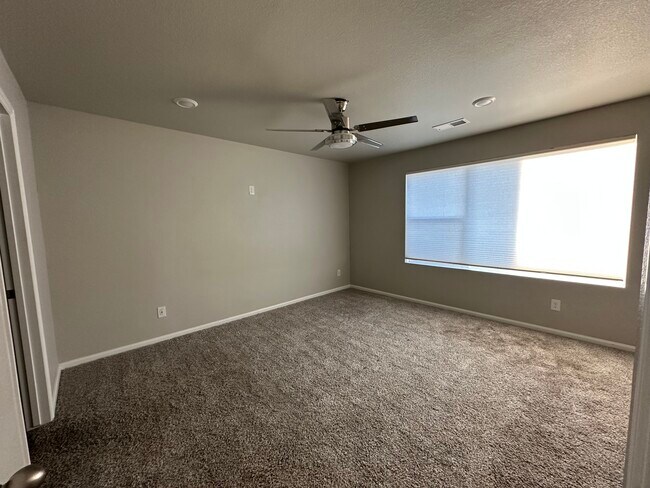 Foto del edificio - 762 N Rome St