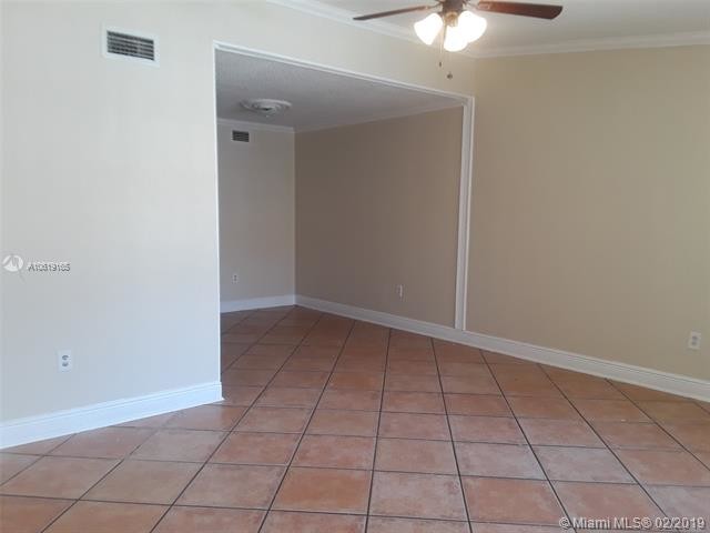 Building Photo - 6726 NW 166th Ter  404