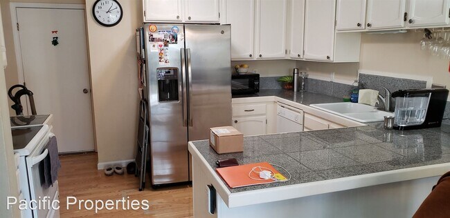 Foto del edificio - 3 br, 2.5 bath House - 40 Francis Circle