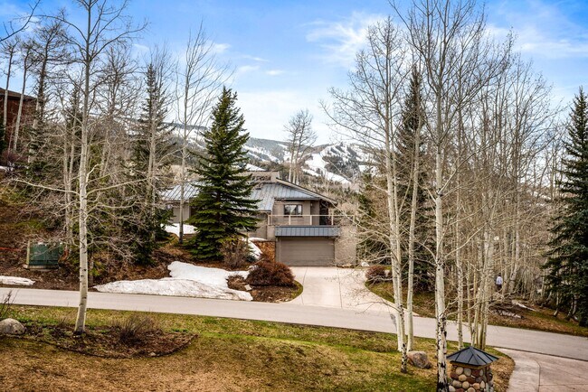 Building Photo - 121 Antler Ridge Ln