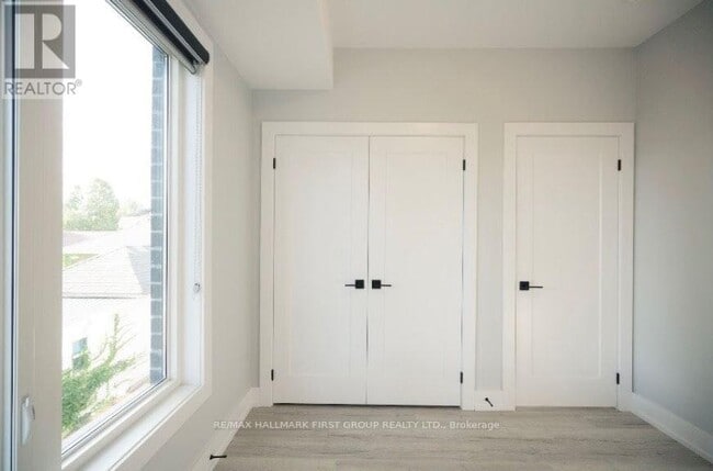 Building Photo - 180 Prince St