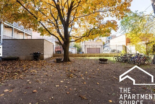 Foto del edificio - 1214 W Wrightwood Ave
