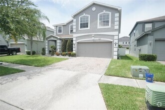 Building Photo - 8815 Royal Enclave Blvd