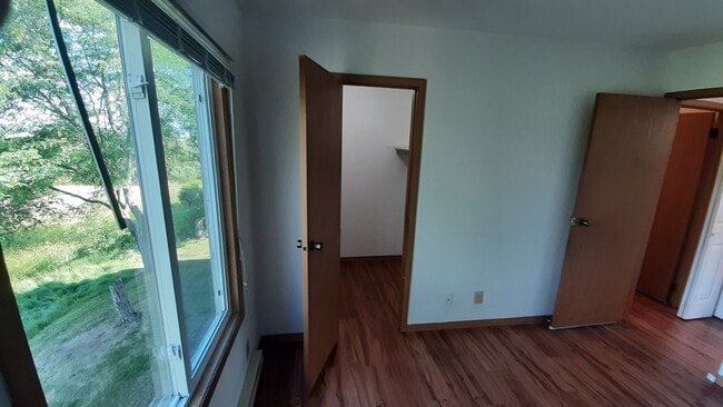 Building Photo - 2543 Neil Armstrong Dr
