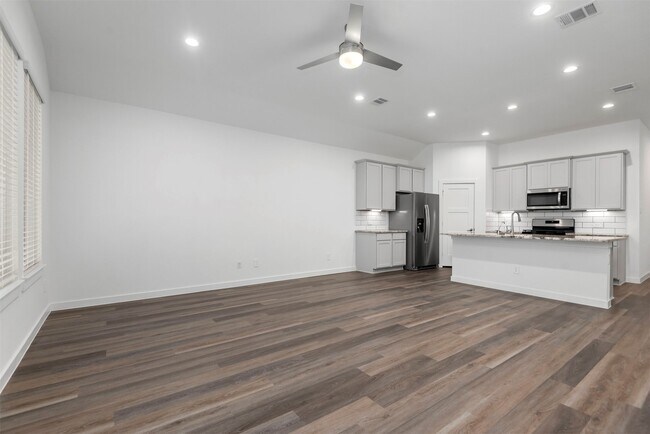 Foto del edificio - 1069 Dancing Feather St