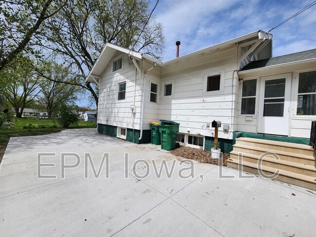 Foto del edificio - 507 3rd Ave SE