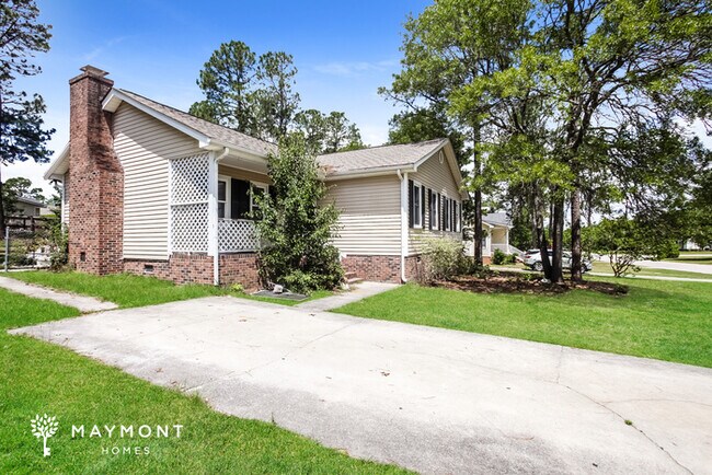 Building Photo - Cozy Home in Elgin, SC