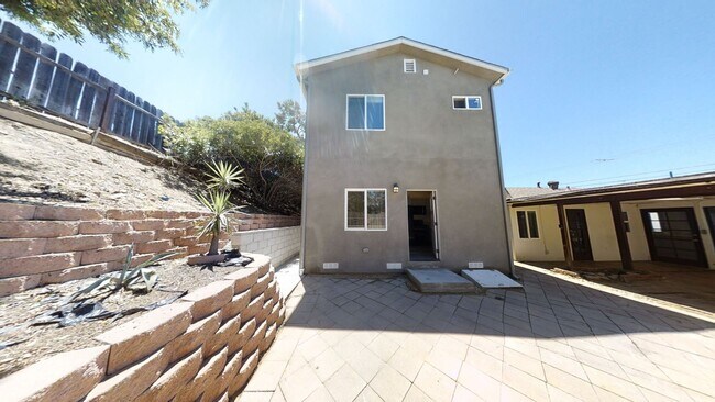 Foto del edificio - 4BD/2BA on Tipton!