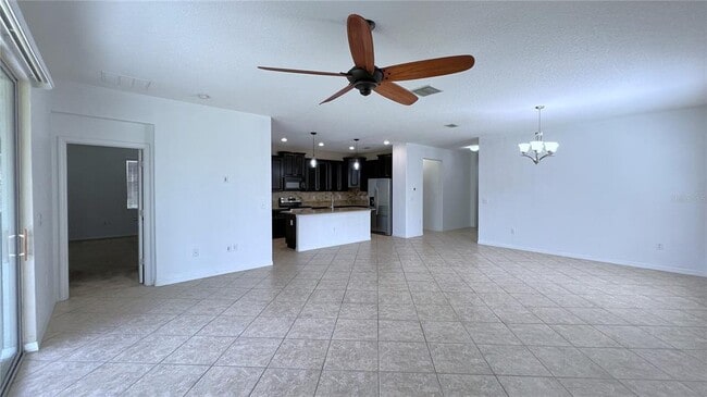 Building Photo - 2289 Grantham Ave