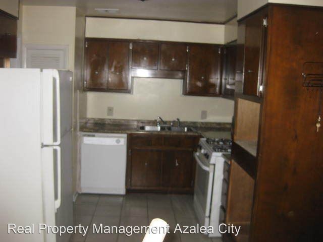Foto del edificio - 4117 Palmdale Dr