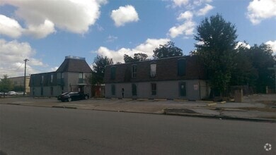 Building Photo - 6215 Tierwester St