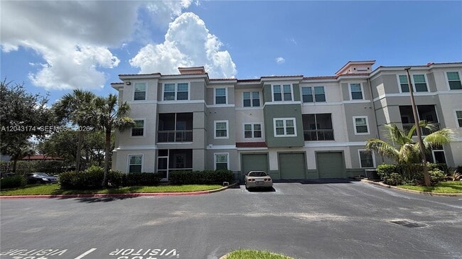 Building Photo - 23500 Walden Center Dr