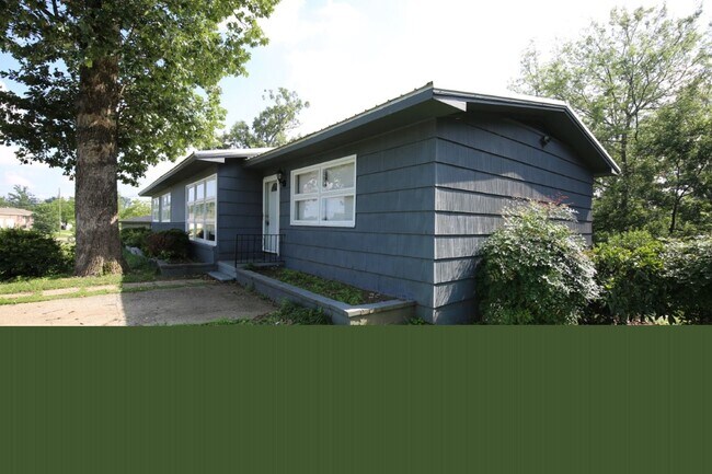 Foto del edificio - 2816 8th St NE