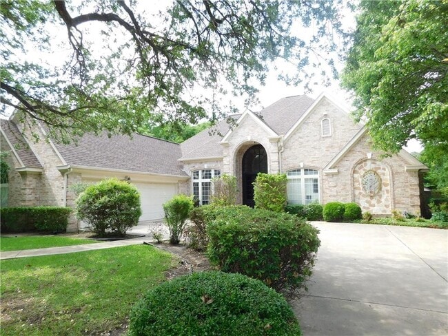 Building Photo - 7 Stillmeadow