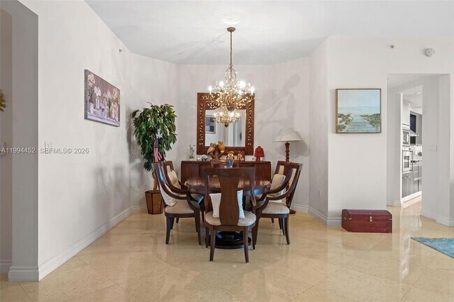 Foto del edificio - 16047 Collins Ave