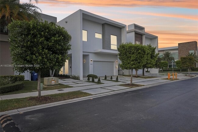 Photo - 10445 NW 68th Terrace House
