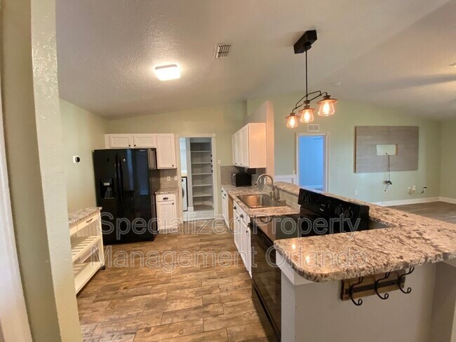 Foto del edificio - 3507 Stonefield Dr